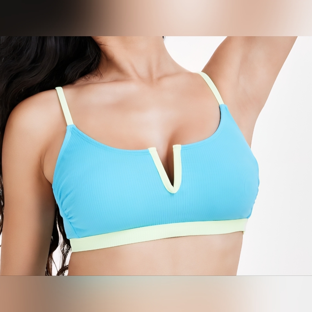 Salt + Cove Juniors' V-Wire Ribbed Bralette Bikini Top, Blue, Large